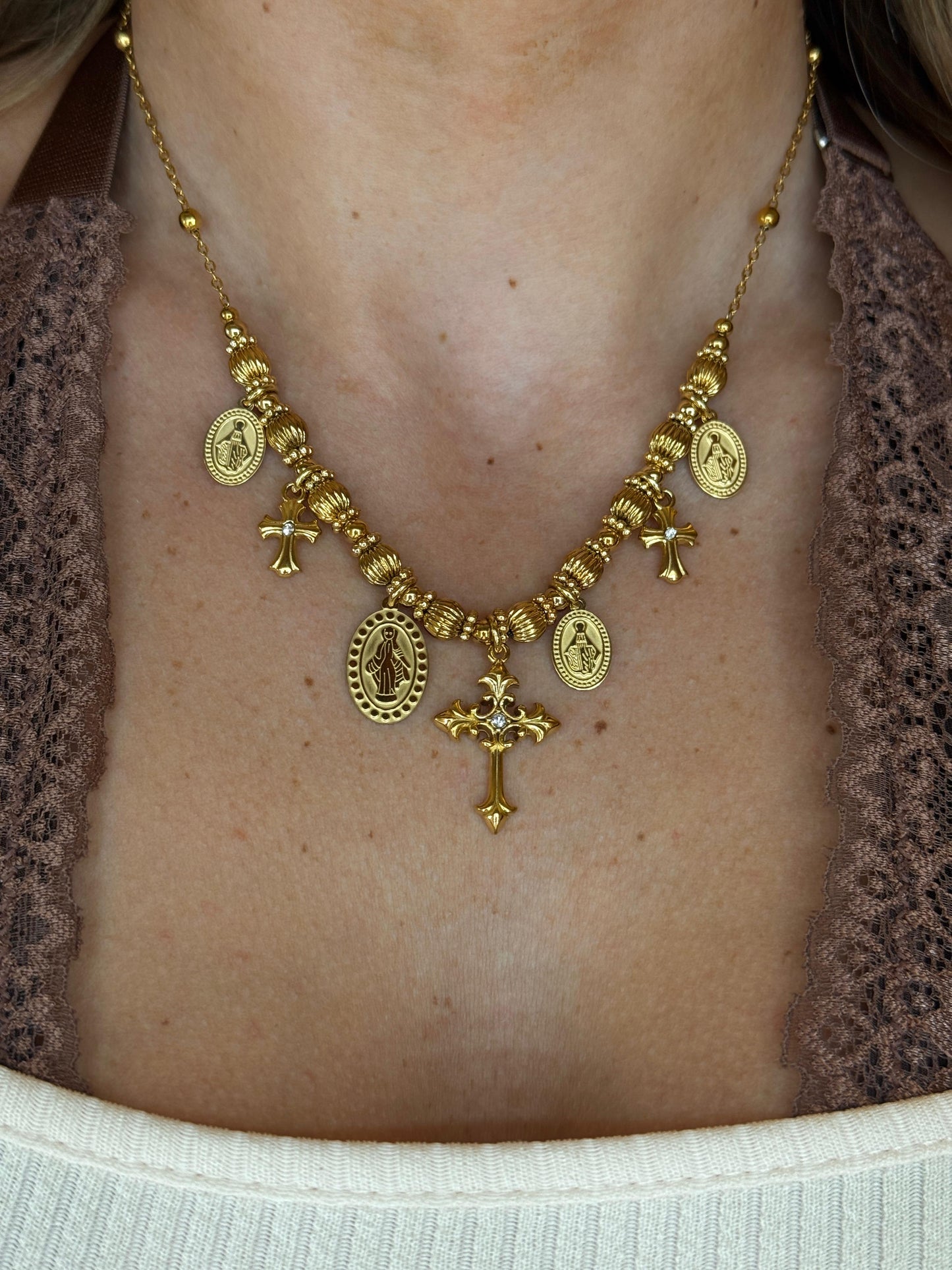Collana Santa Charms