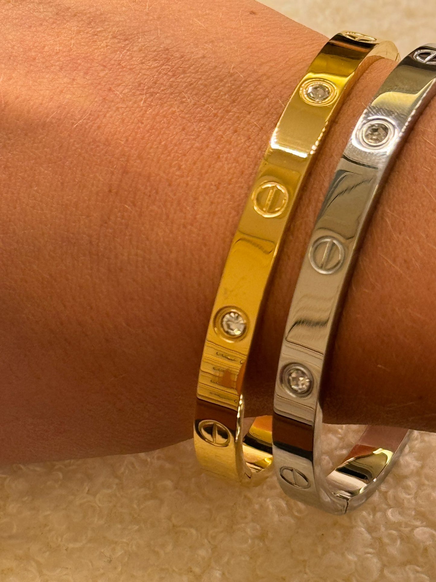 Bracciale manetta brillantini alternati