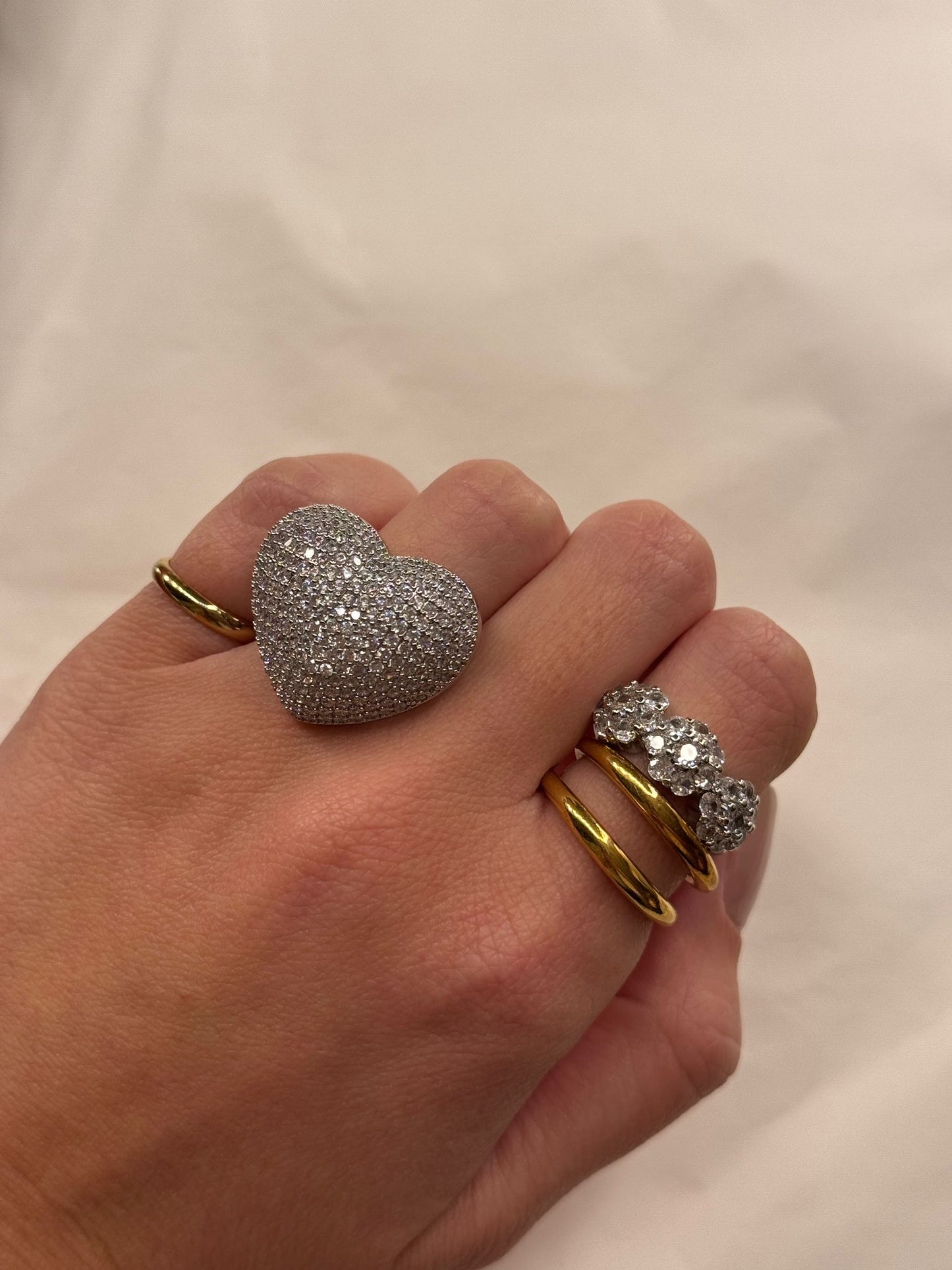 Anello cuore full pavè