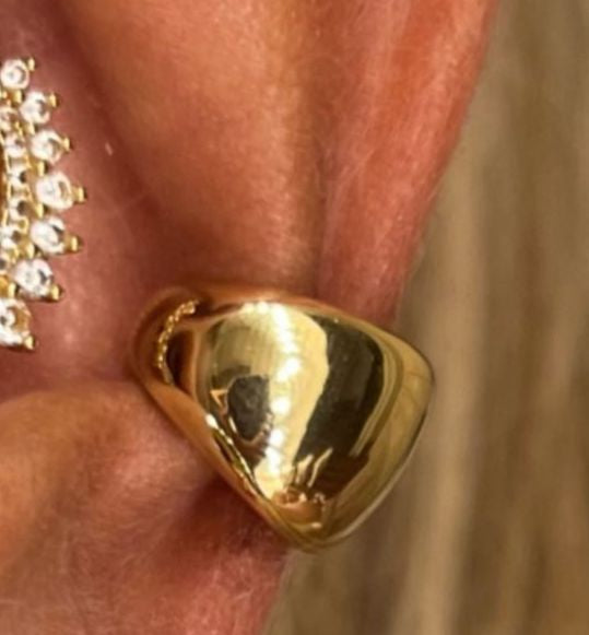 Earcuff mini bomb