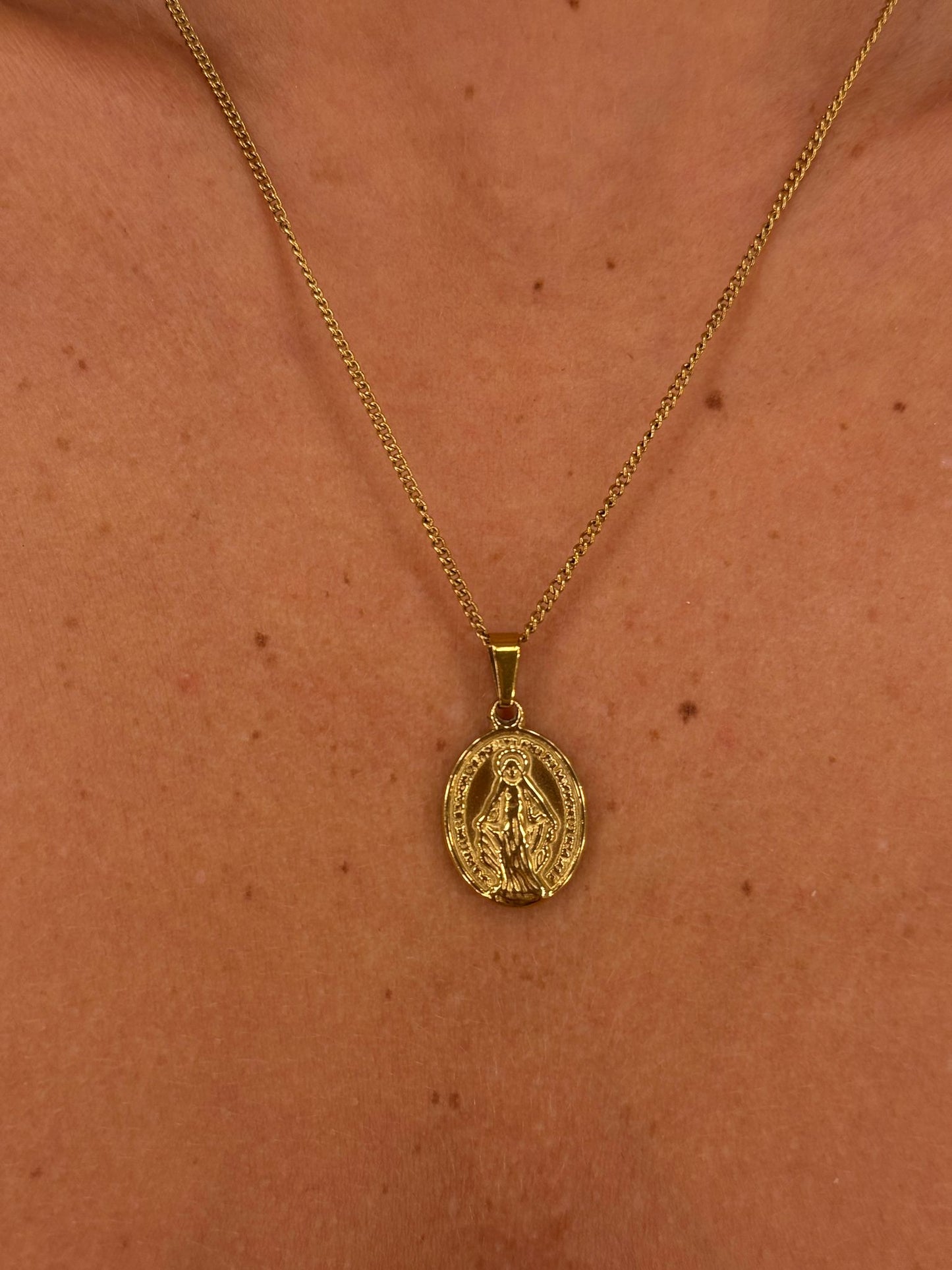 Collana madonnina sacra