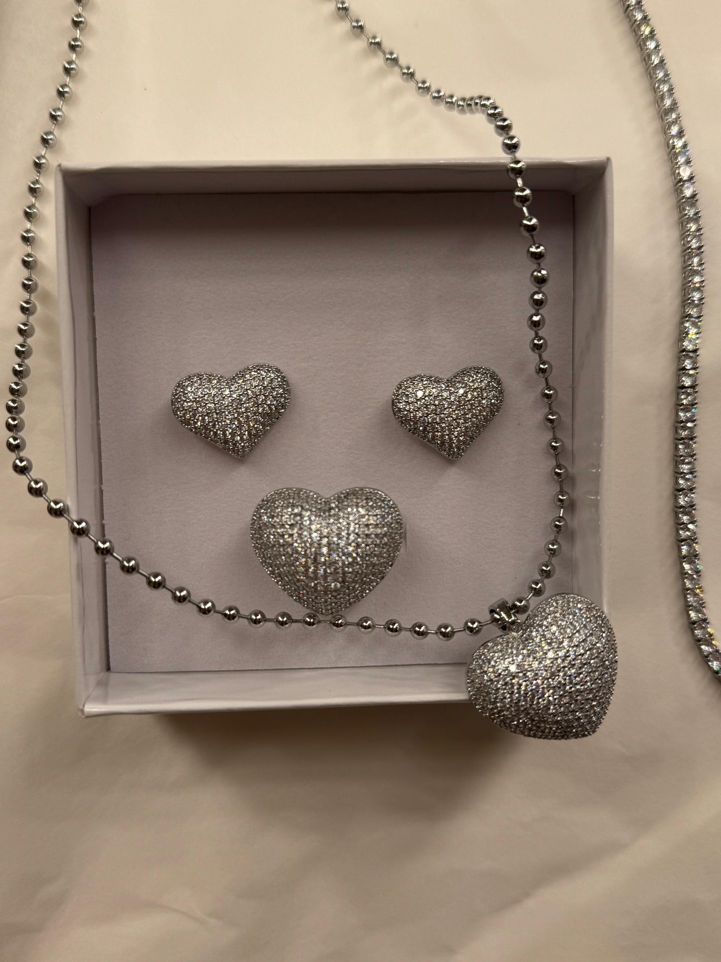 Orecchini cuore full pavè