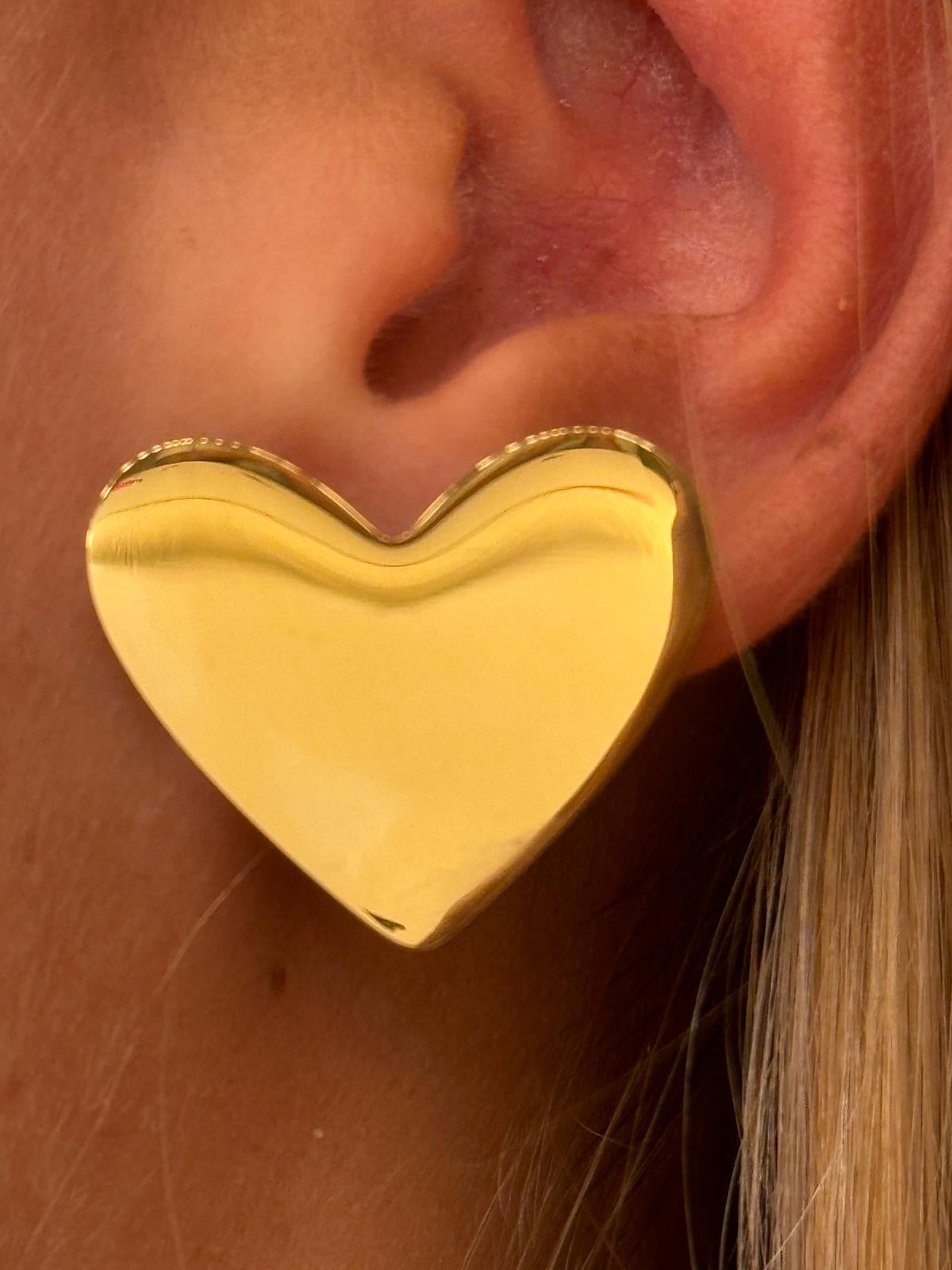 Orecchini piatti cuore