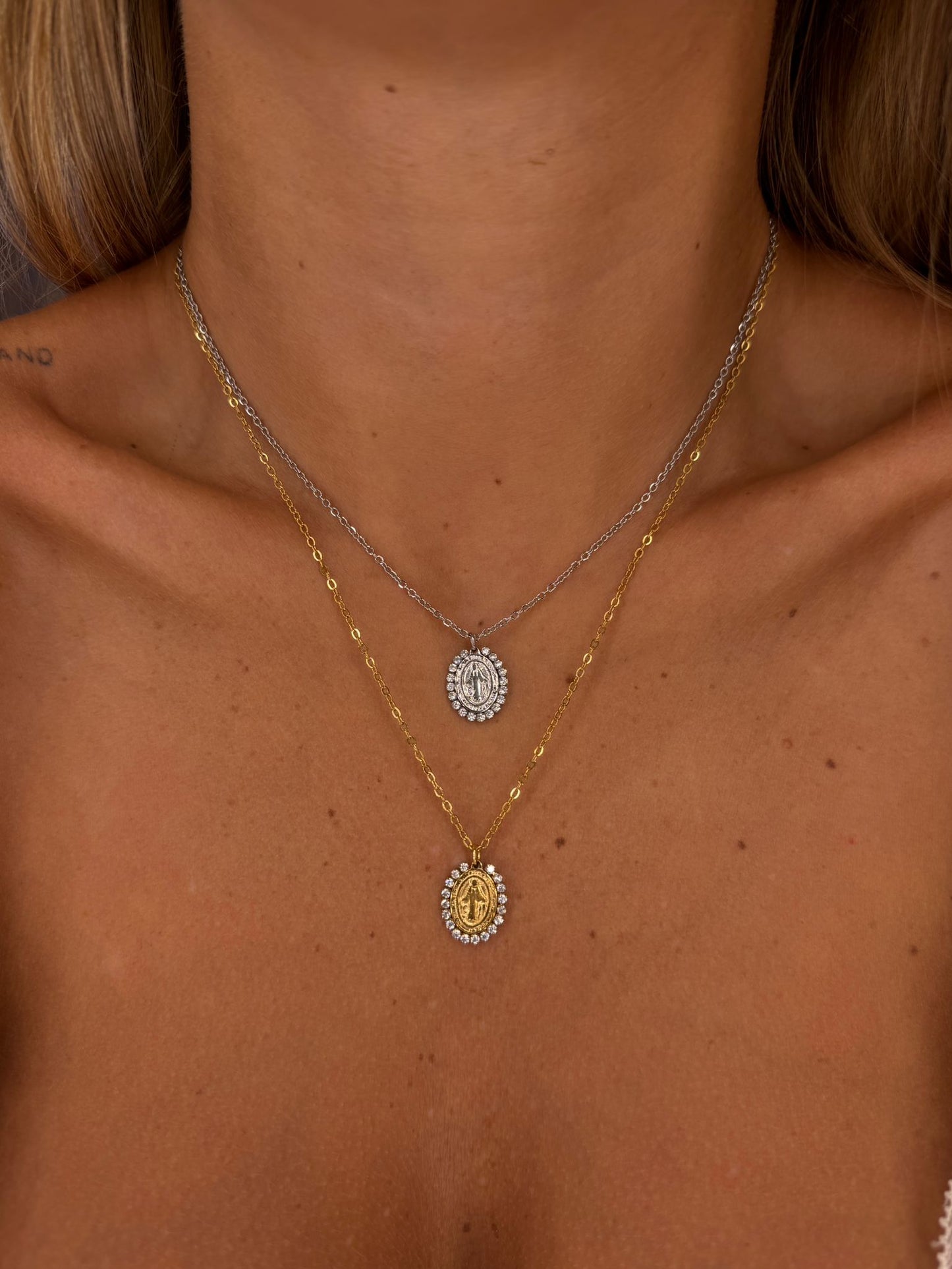 Collana madonnina Swarovski
