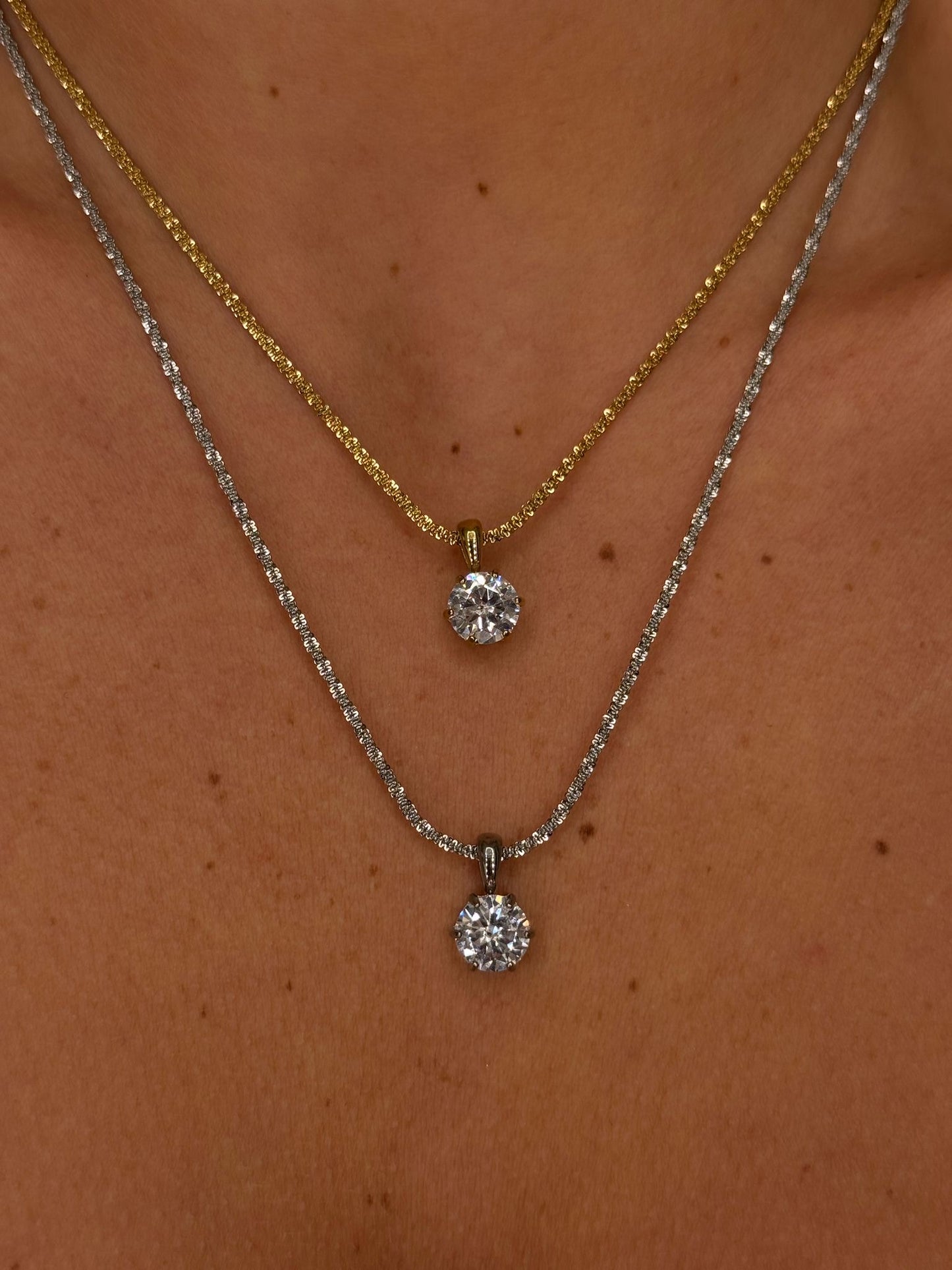 Collana punto luce round