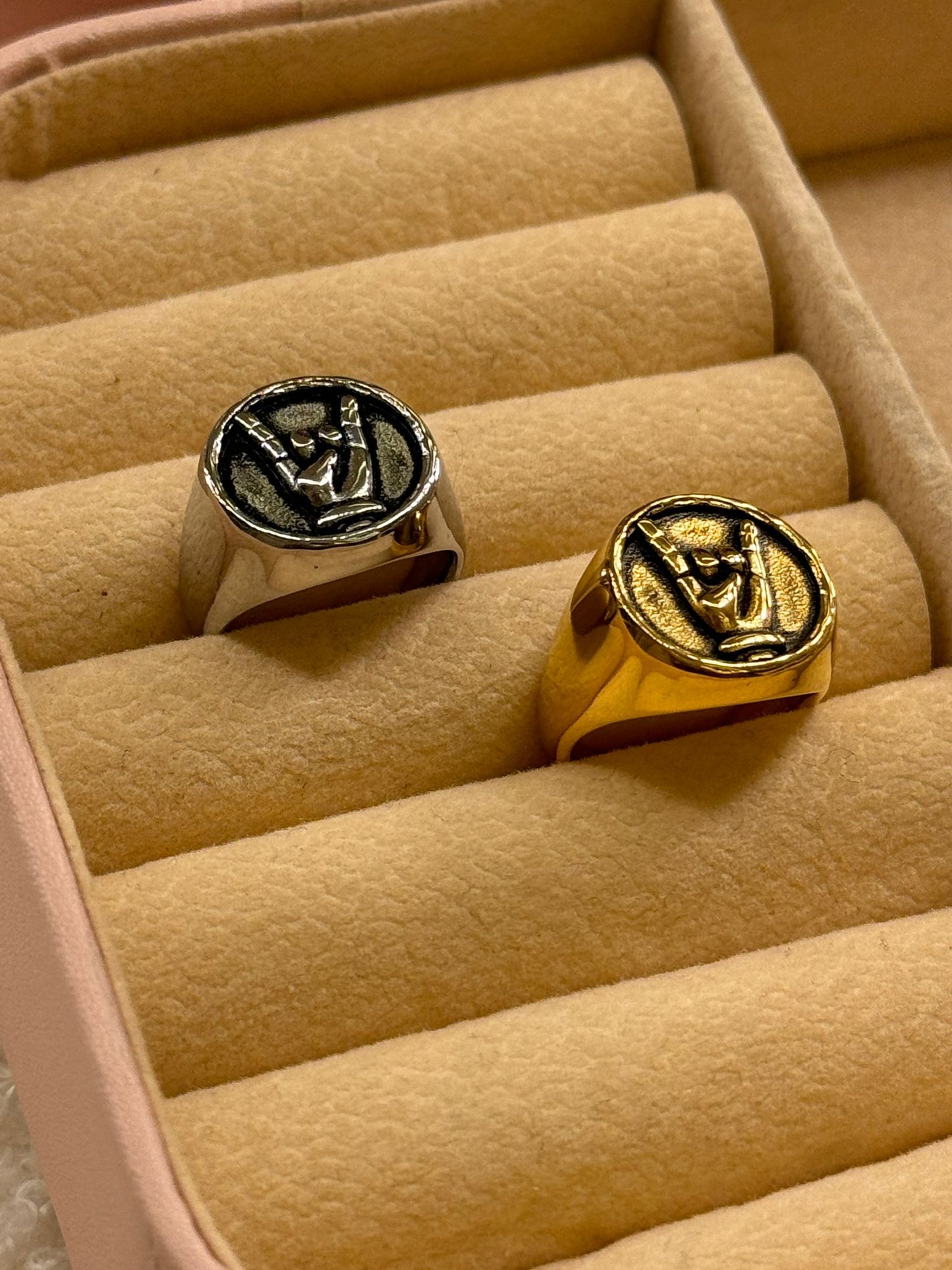 Anello Chevalier scaramanzia