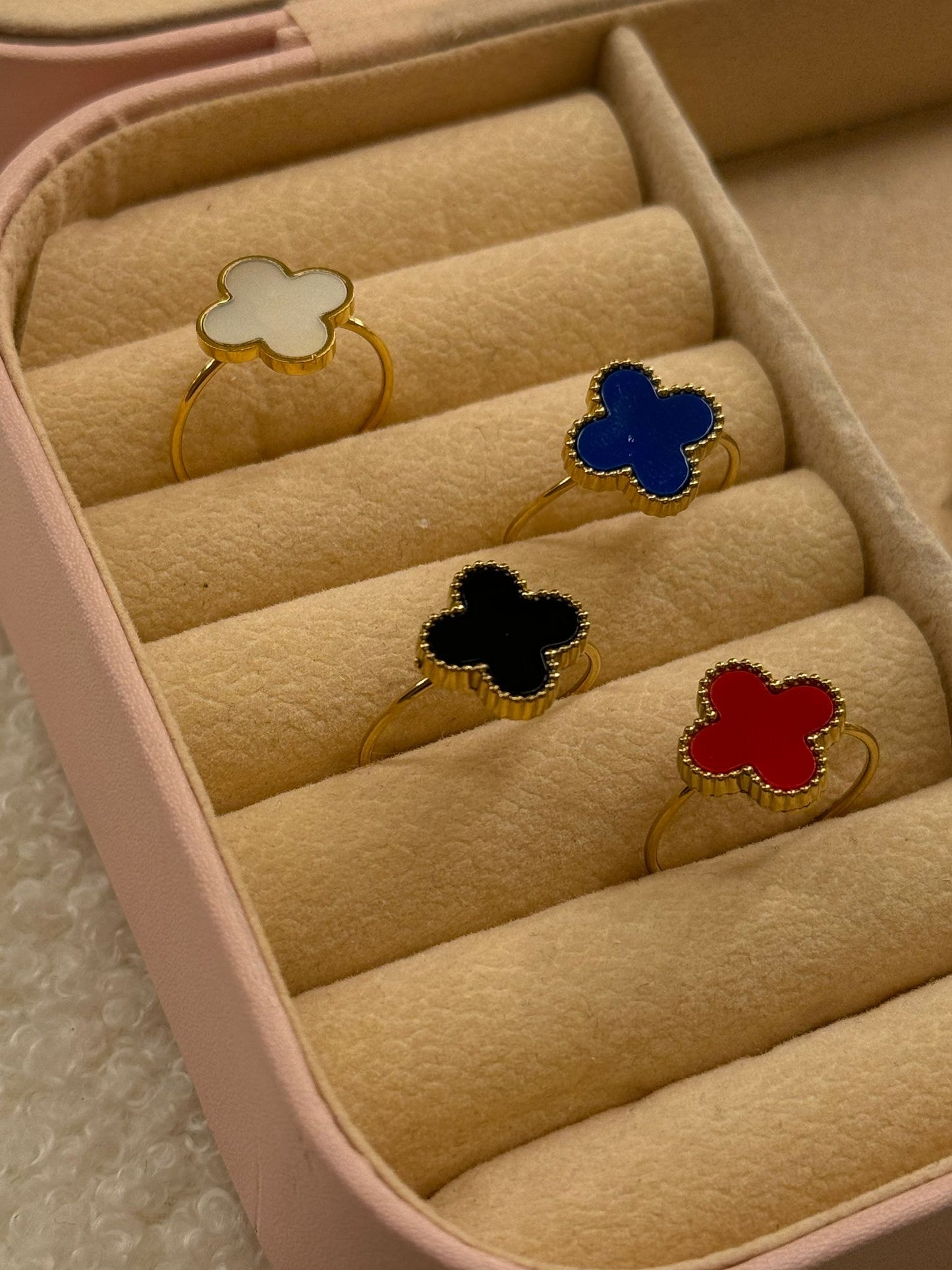 Anelli simil Van Cl**f