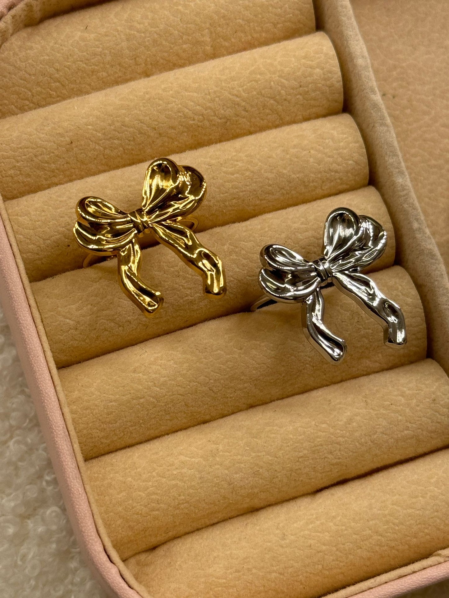 Anello fiocco vintage