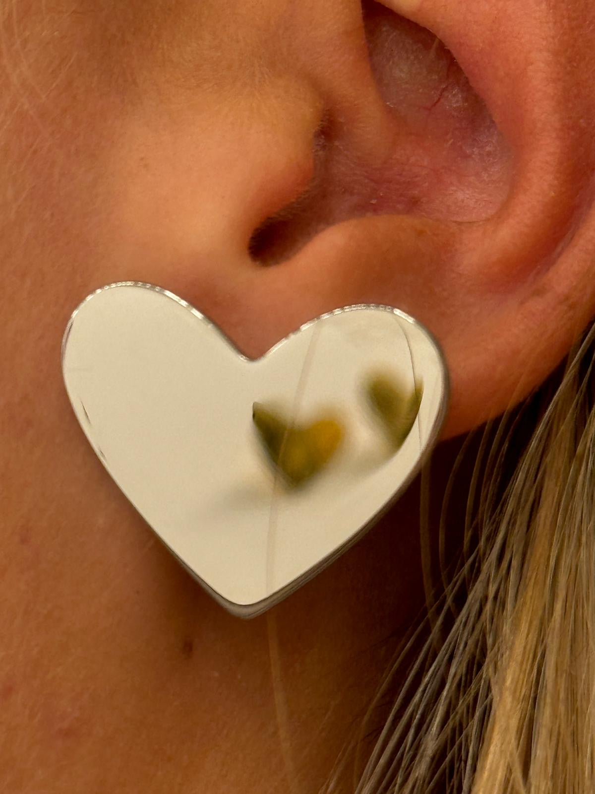 Orecchini piatti cuore