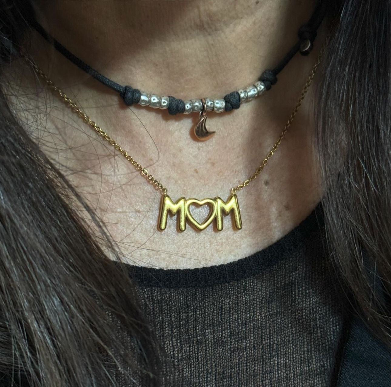 Collana MOM
