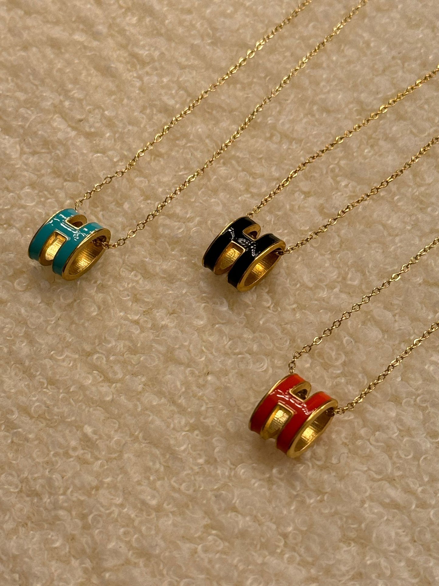 Collana H