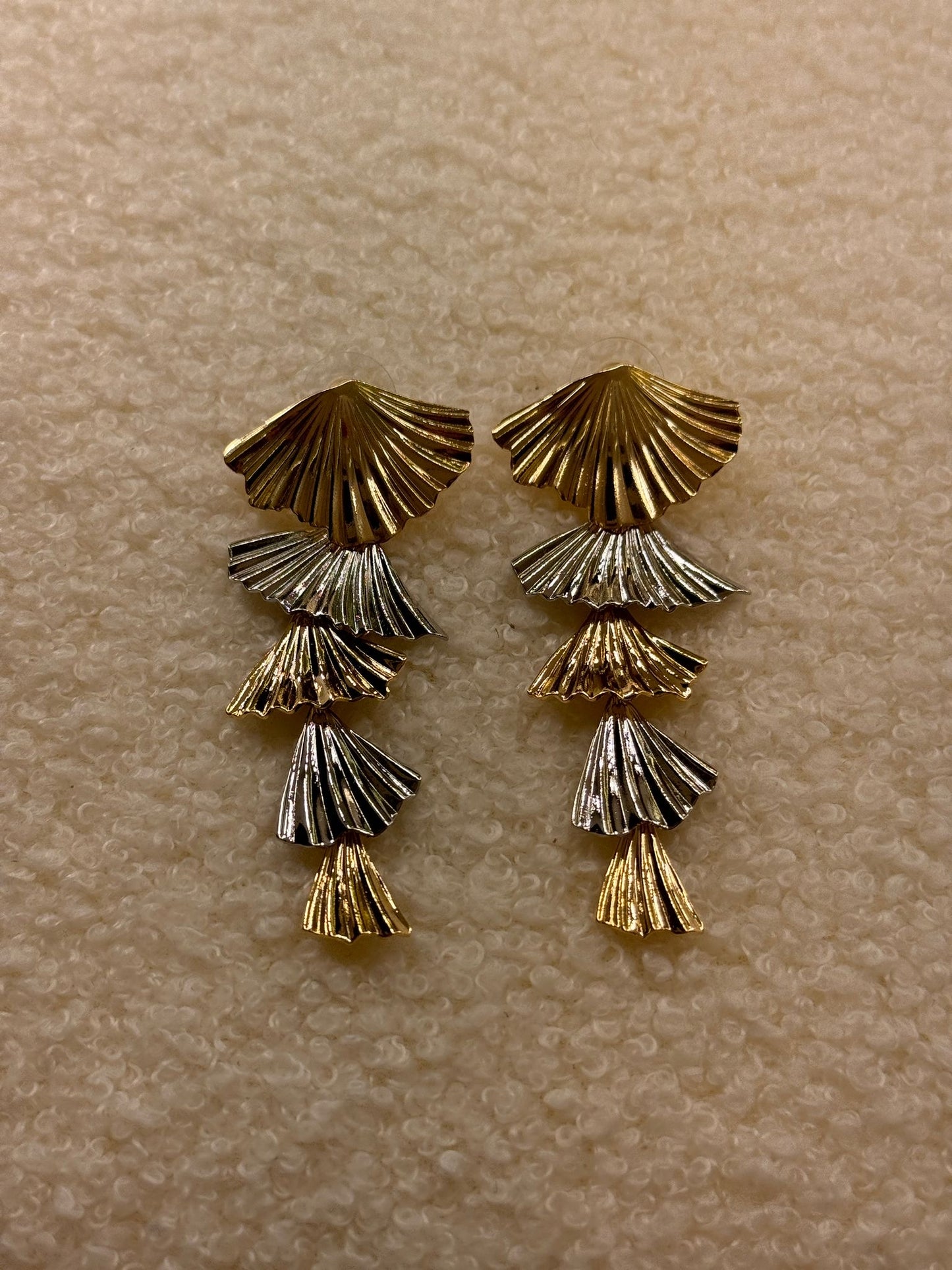 Orecchini ventagli pendenti (mix oro e argento)