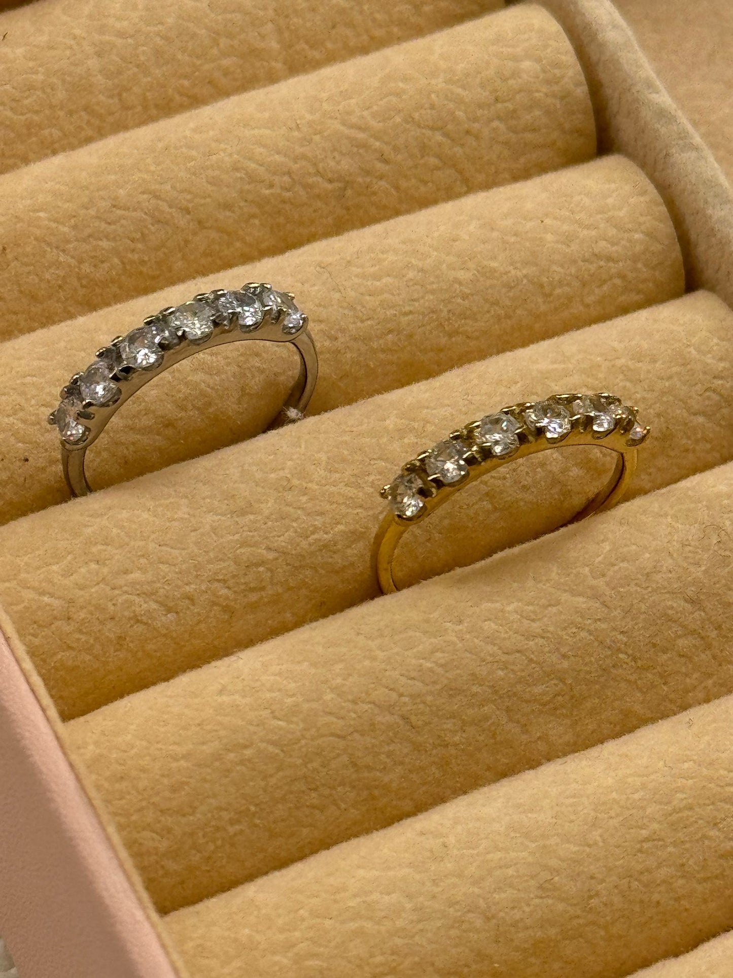 Anello mezza veretta