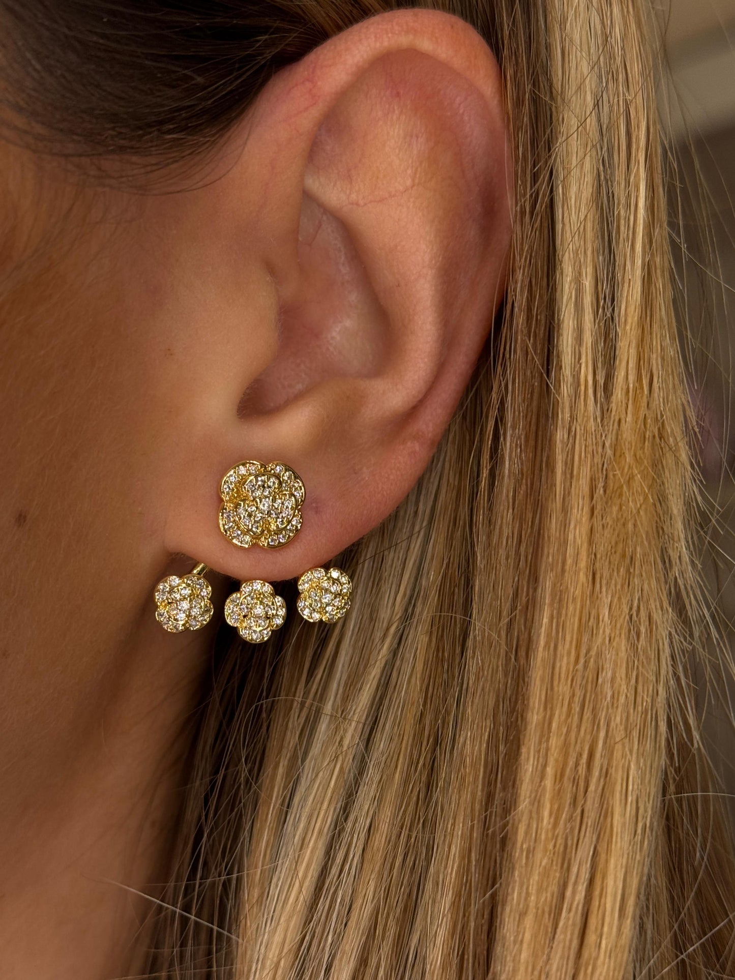 Orecchini Multi Camelia