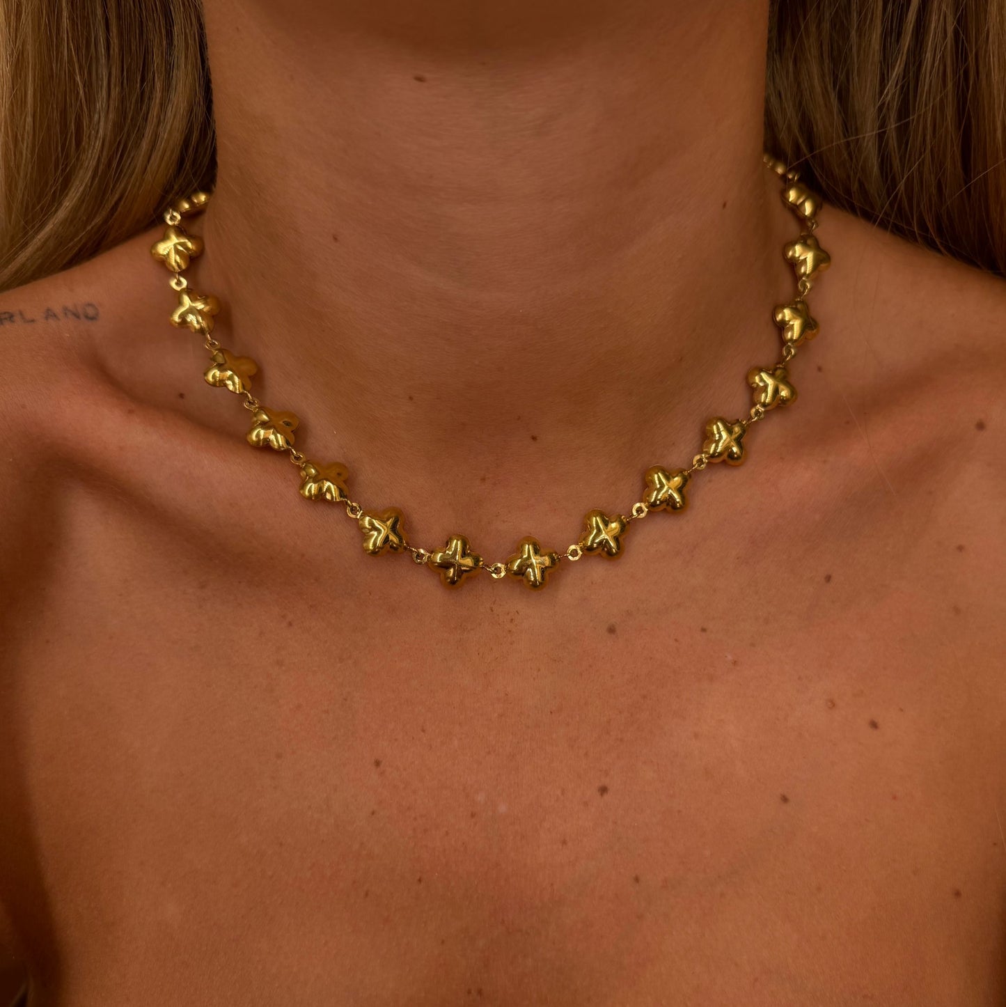 Collana simil Van Cl**f multi sonagli