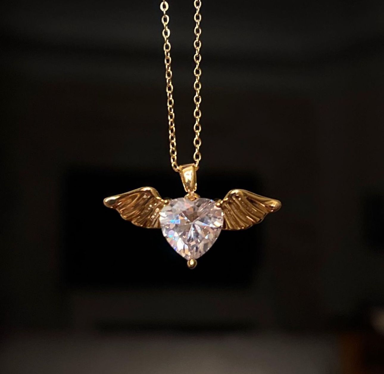 Collana Fly