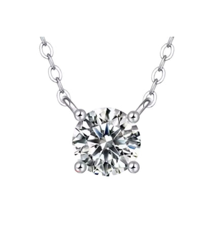 Collana punto luce Round in Moissanite