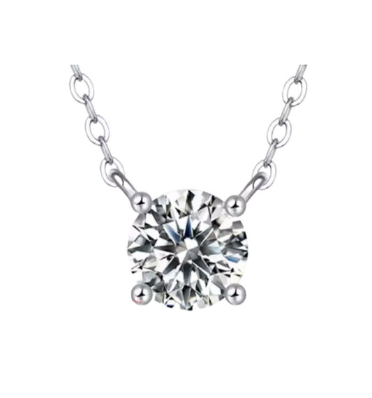 Collana punto luce Round in Moissanite