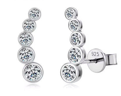 Orecchini scia round in Moissanite