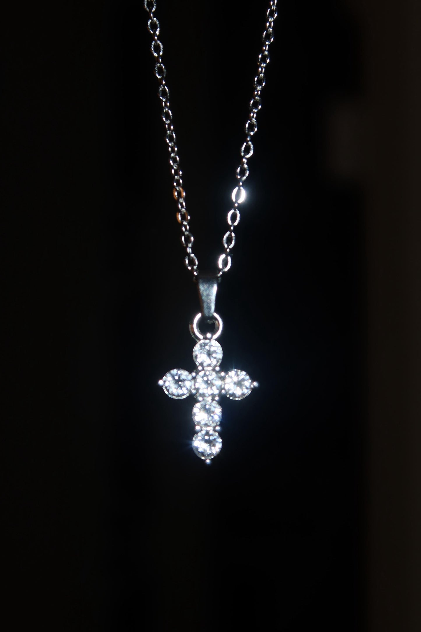 Collana Croce zirconi tondi mini