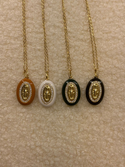 Collana madonnina color autunno/inverno