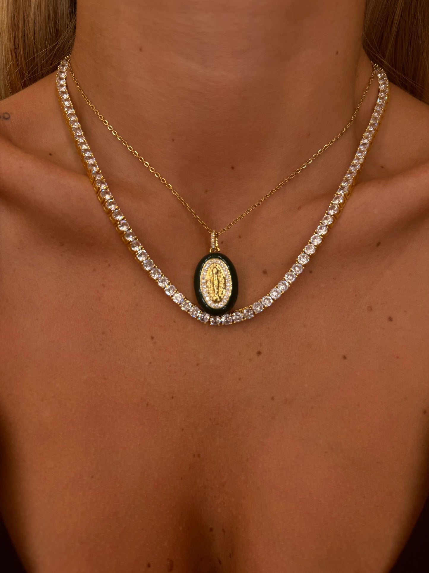 Collana madonnina color autunno/inverno