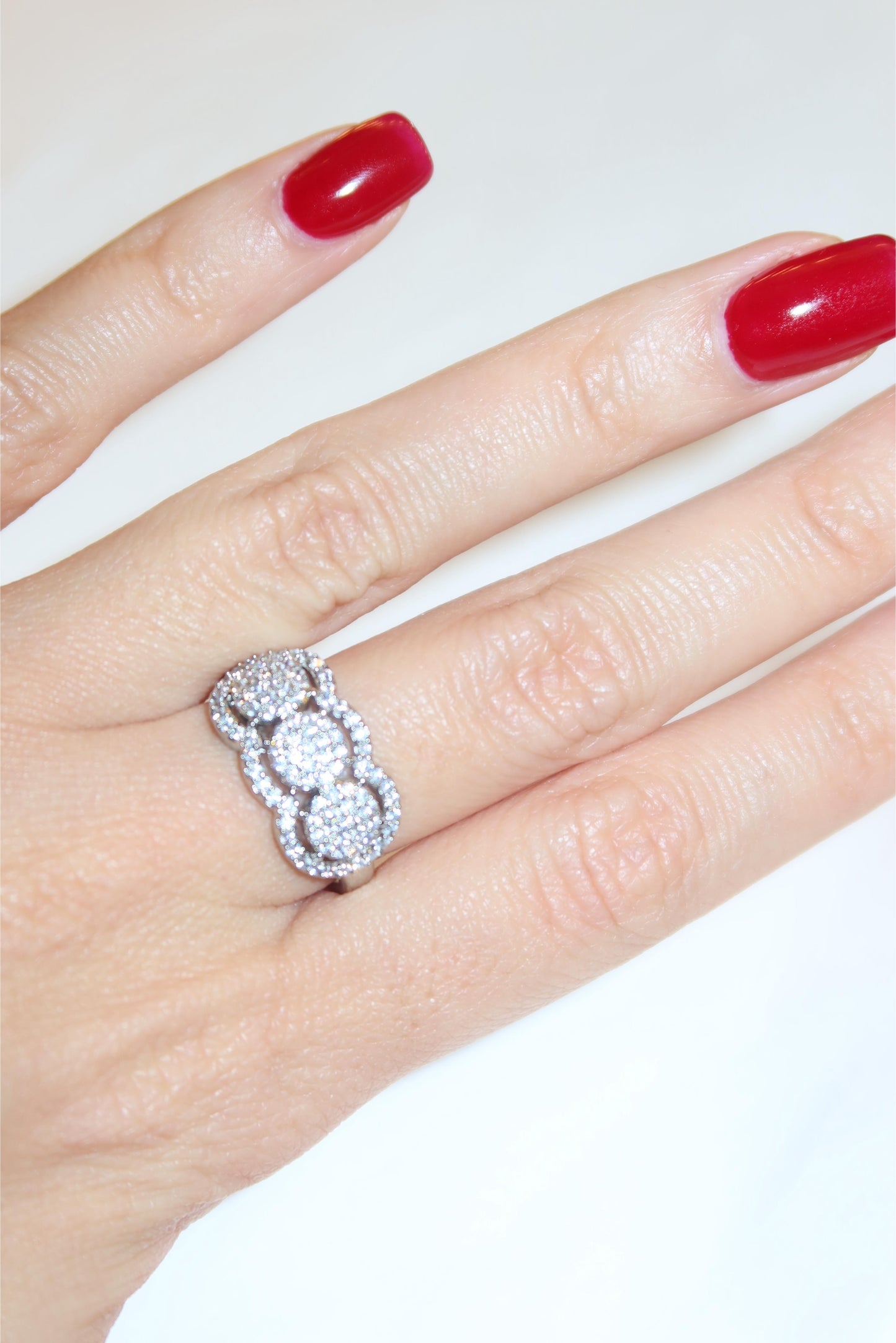 Anello Trilogy Round