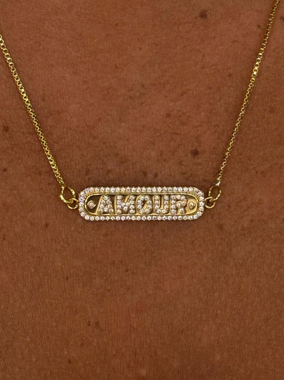 Collana targhetta “AMOUR”
