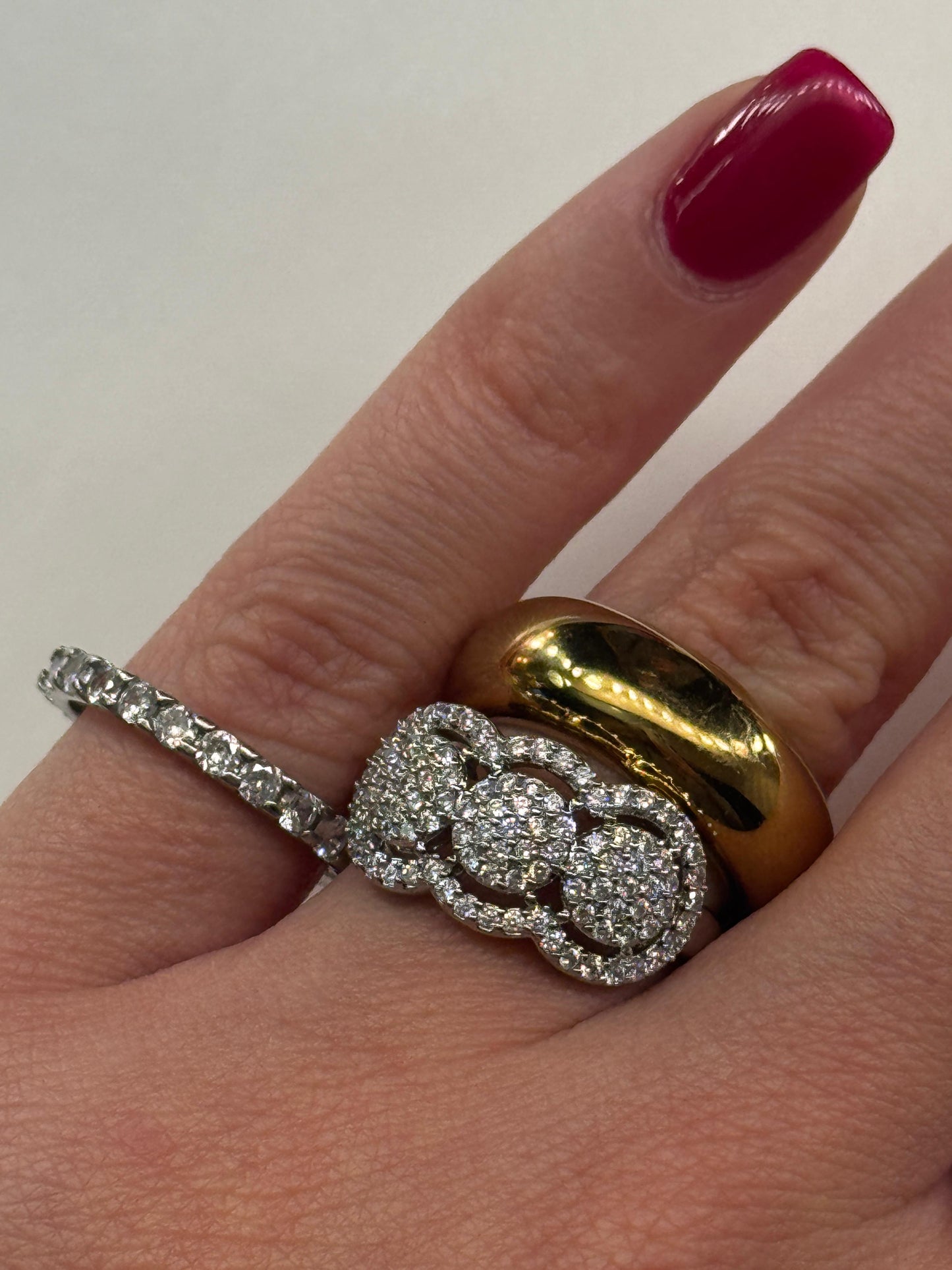 Anello Trilogy Round