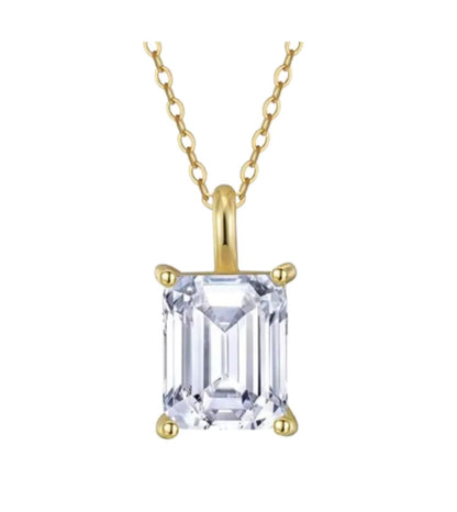 Collana punto luce taglio Esmerald in Moissanite