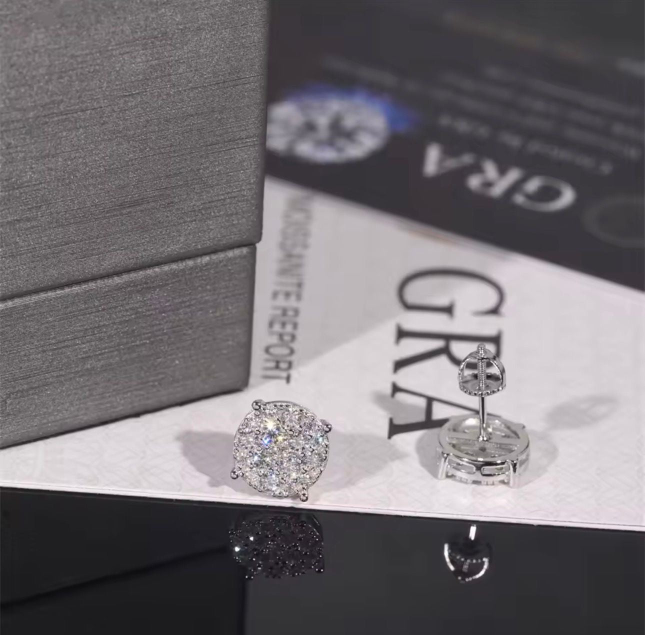 Orecchini a Grappolo in Moissanite