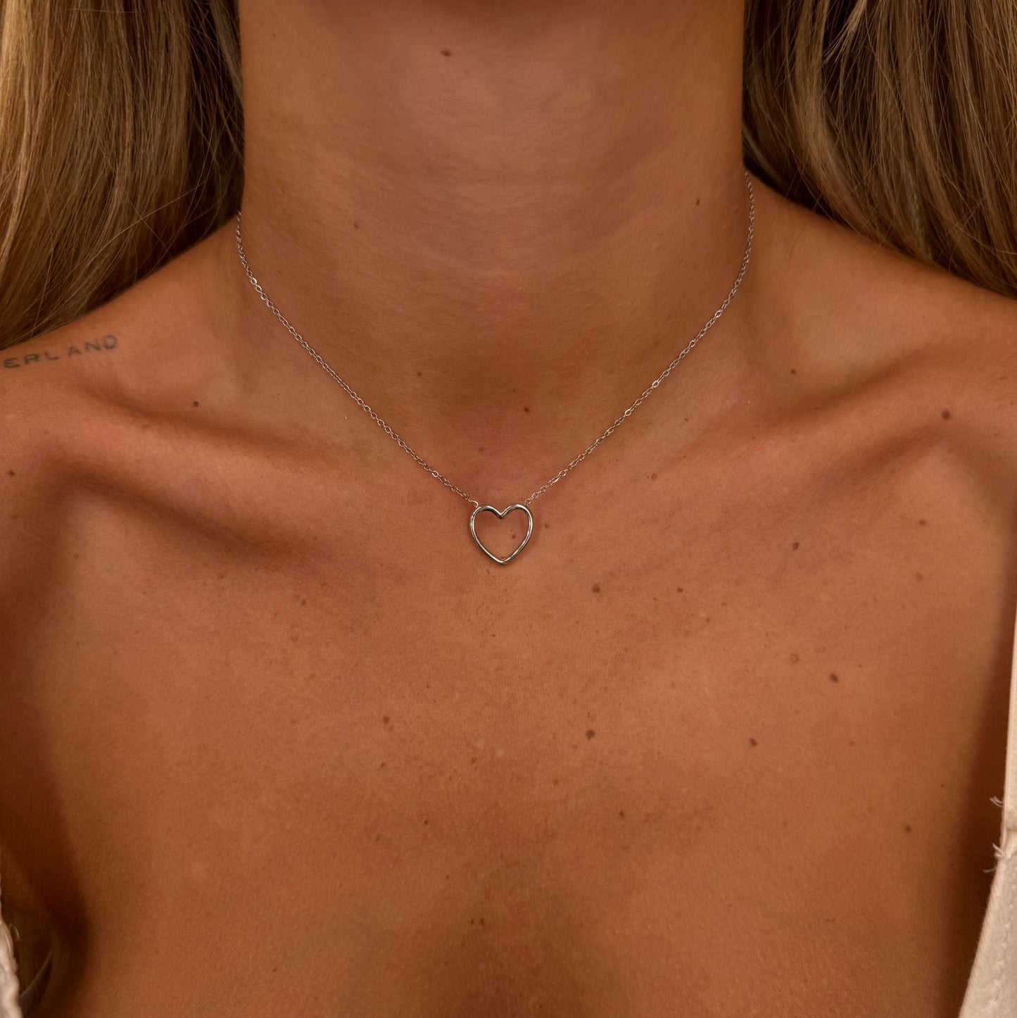 Collana cuore forato