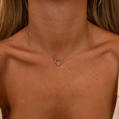 Collana cuore forato