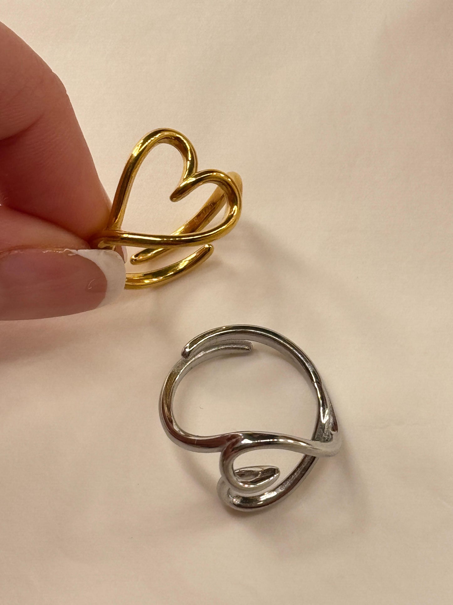 Anello Cuore Sinuoso