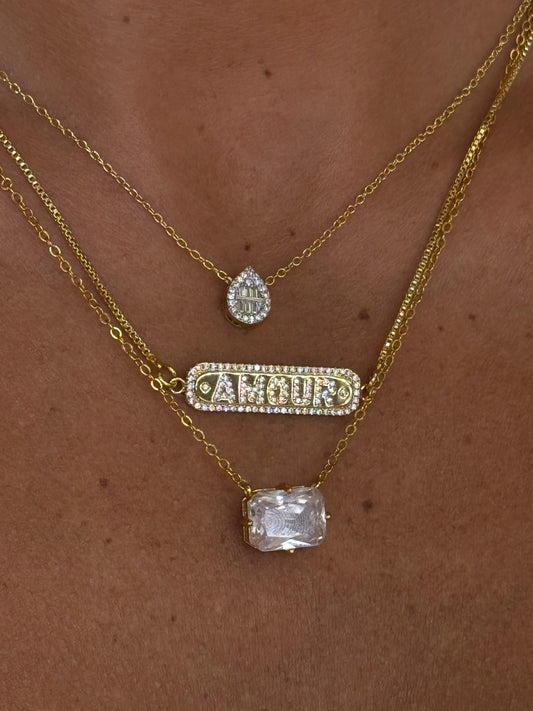 Collana targhetta “AMOUR”