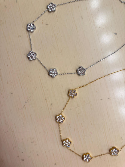 Collana girocollo multi fiori Shine