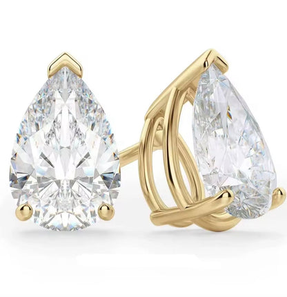 Orecchini punti luce taglio a Goccia in Moissanite