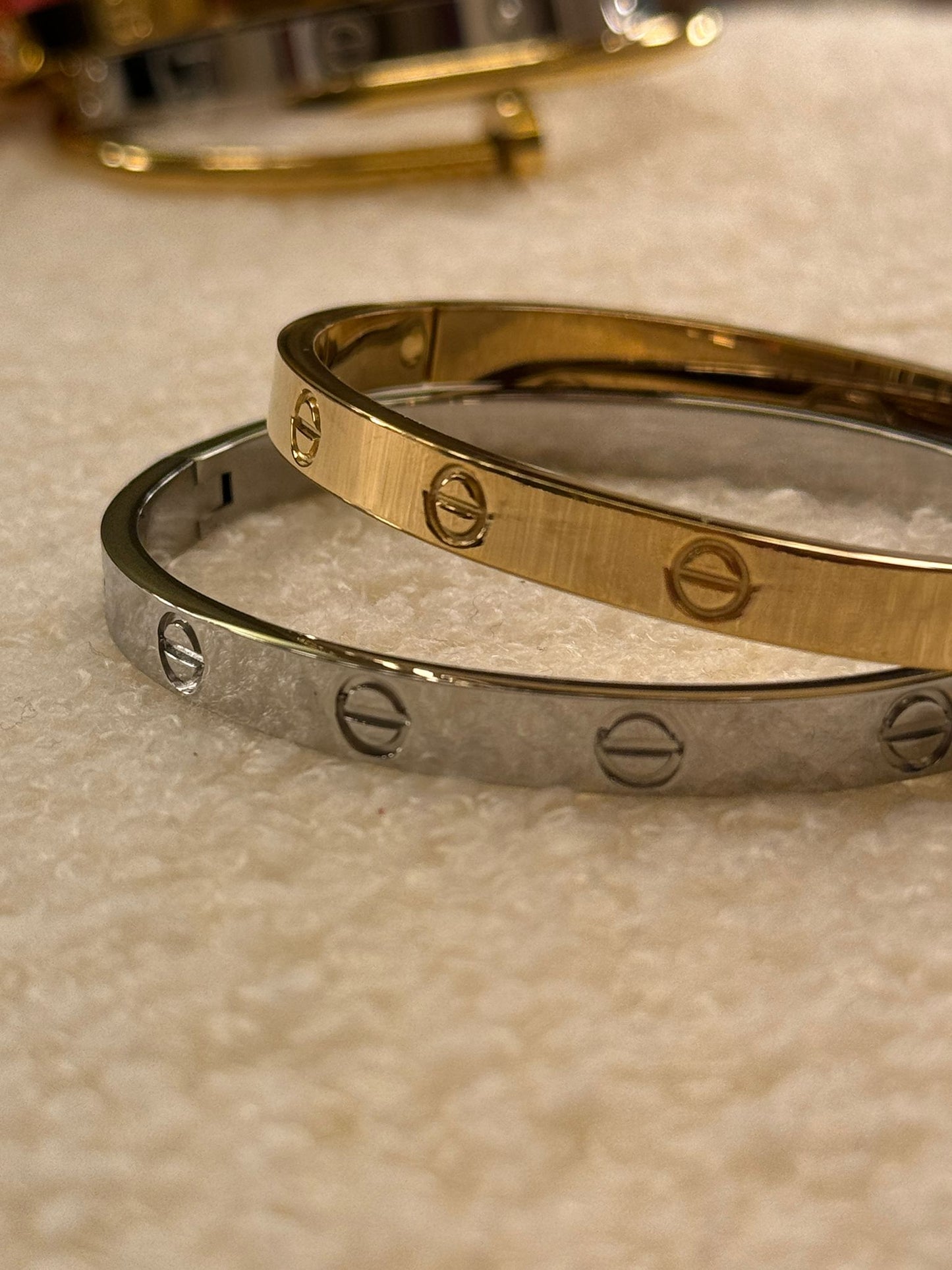 Bracciale manetta