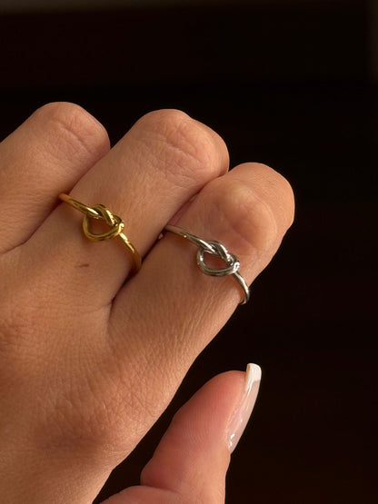 Anello nodo sottile