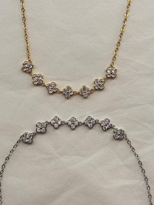 Collana Micro Fiori simil van cl**f