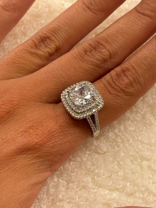 Queen Ring