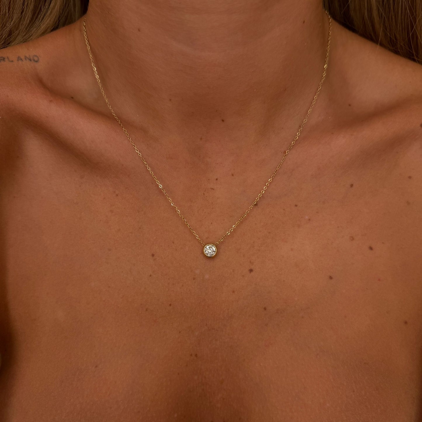 Collana punto luce tondo