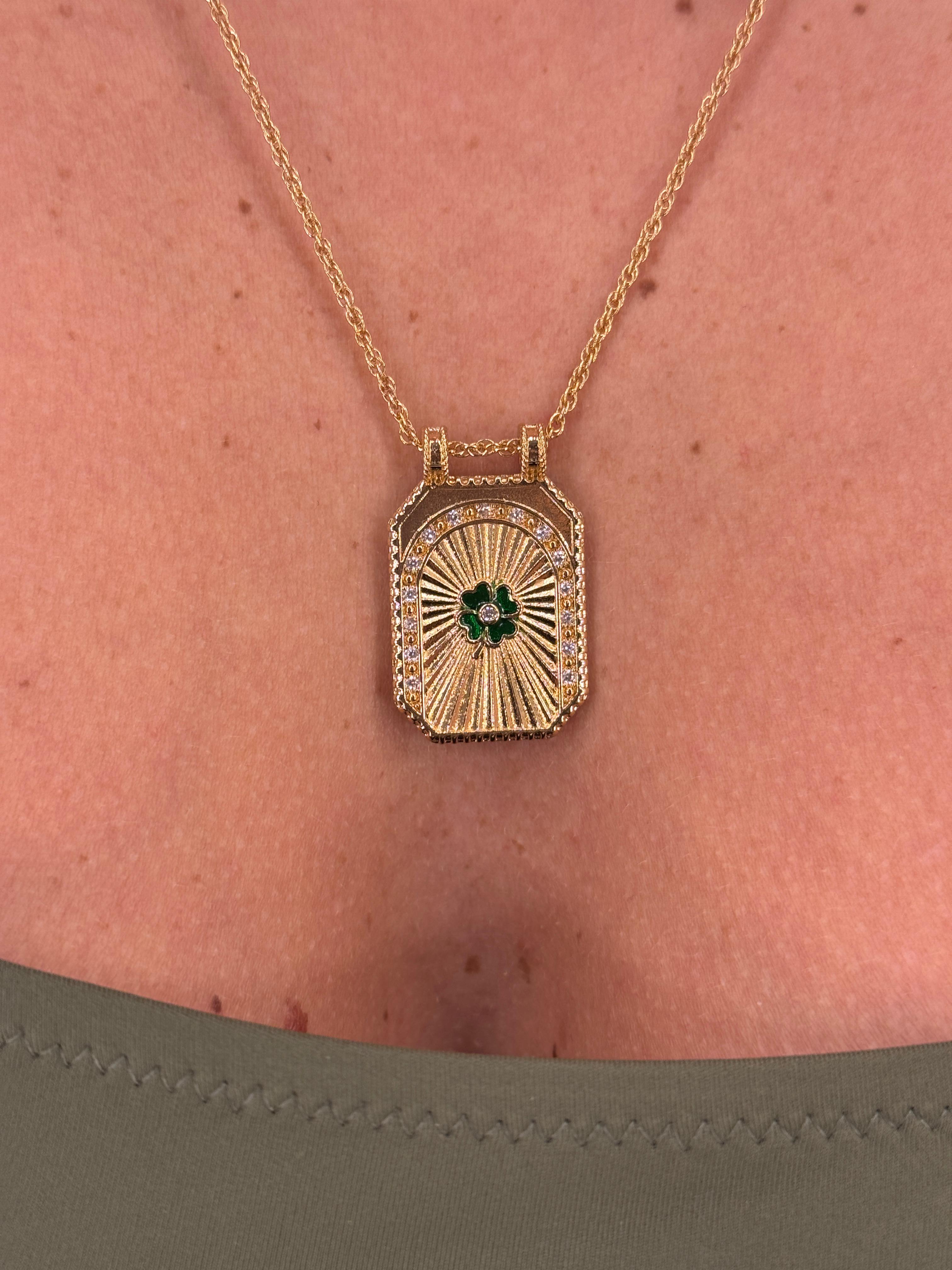 Collana Targhetta love/lucky/libre/joy