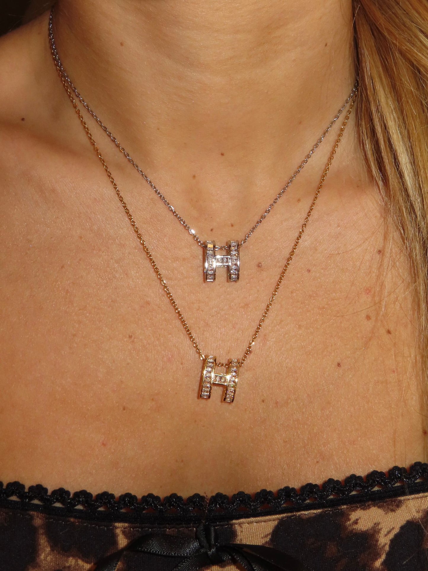 Collana H Shine