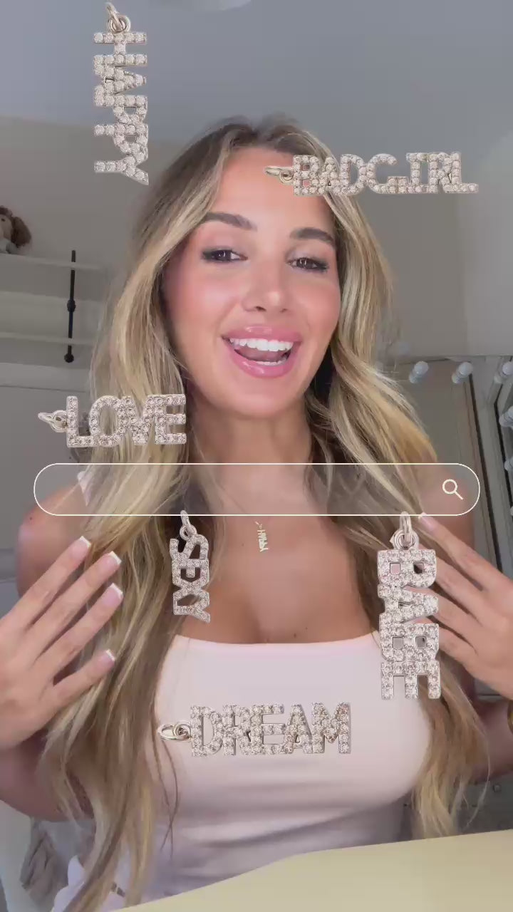 Carica il video: 